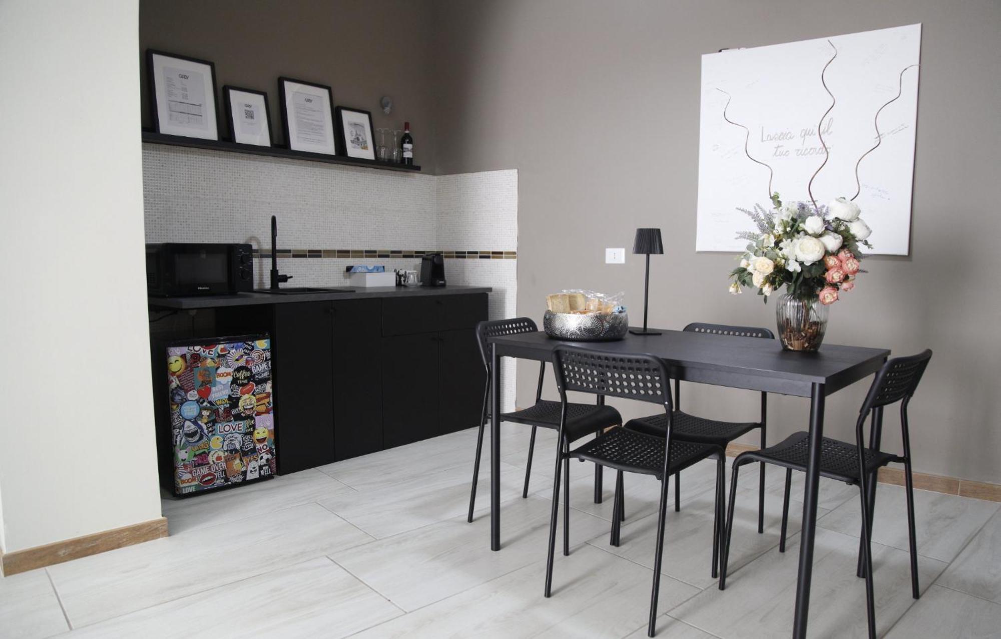 Grey Apartment Caiazzo Buitenkant foto